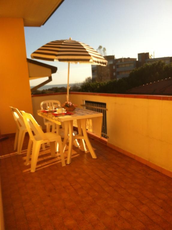 Amanda Appartamenti Lido Adriano Habitación foto