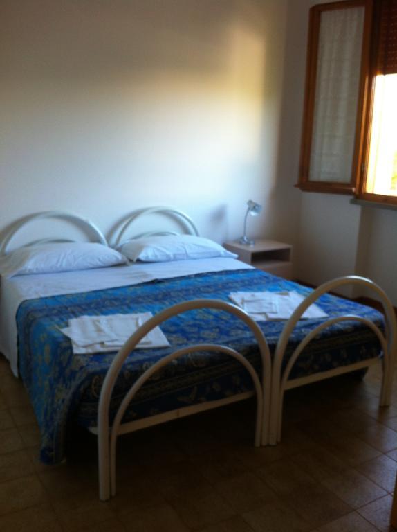 Amanda Appartamenti Lido Adriano Habitación foto